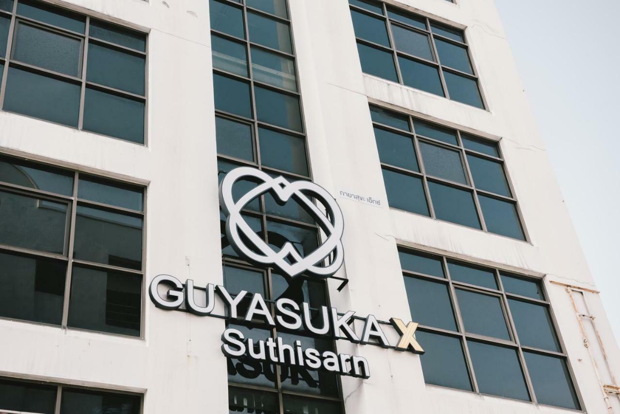 Guyasuka X Suthisarn Bangkok Kültér fotó